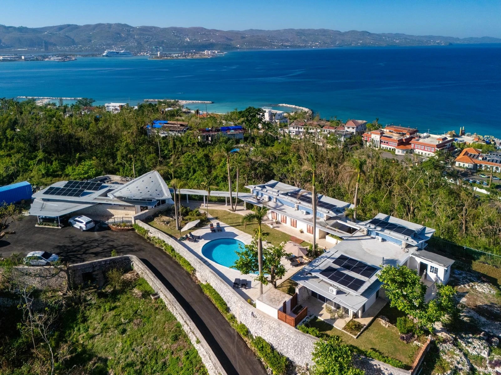 Albatross Sky Villa - Luxury Caribbean Retreat